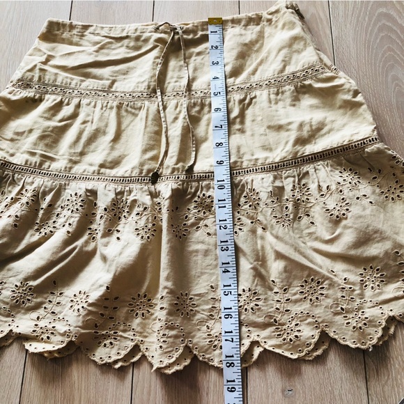 American Eagle Outfitters Y2K Lace Tiered Mini Skirt Size 2 - Picture 3 of 9